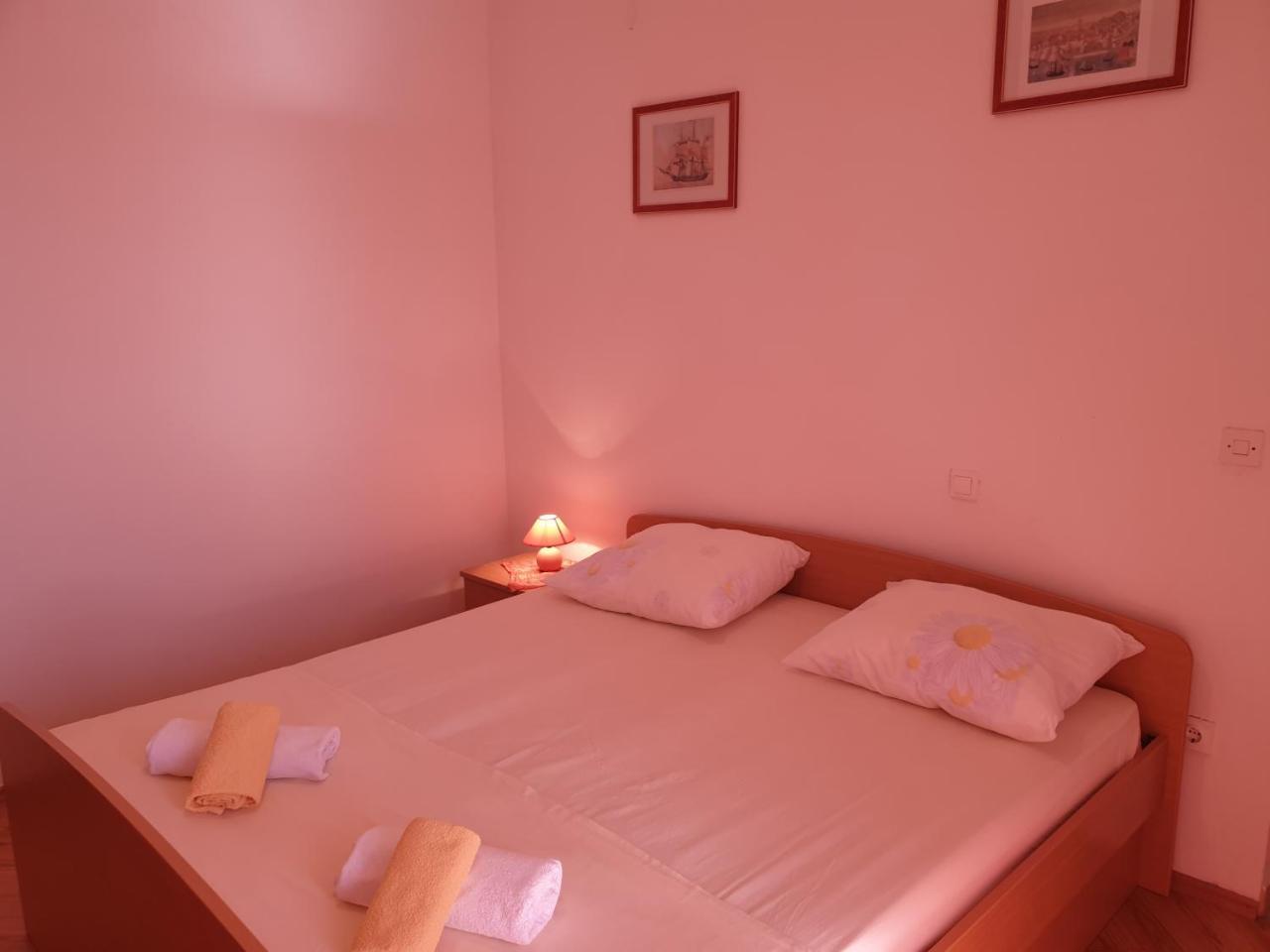 Apartments Kuzman ดูบรอฟนิก ภายนอก รูปภาพ