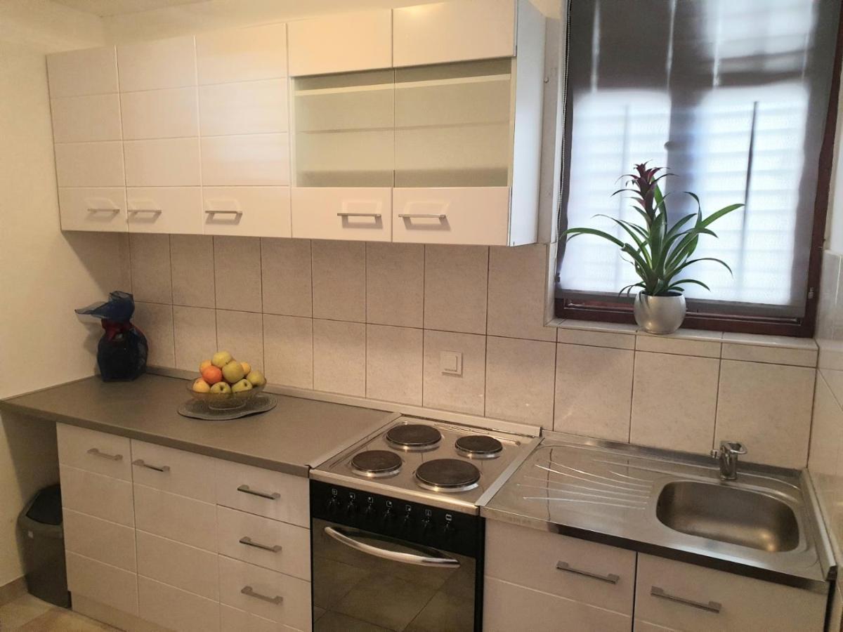 Apartments Kuzman ดูบรอฟนิก ภายนอก รูปภาพ